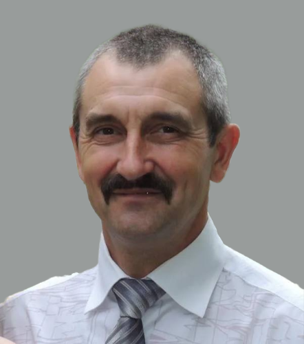 Караулов Юрий Михайлович.